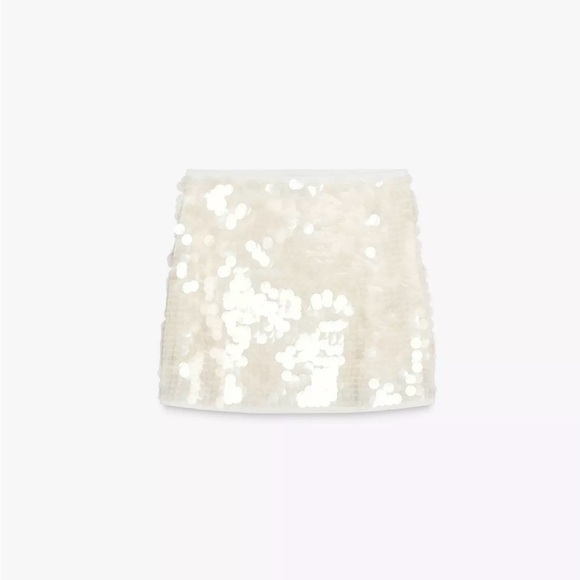 Zara Dresses & Skirts - NWT - Zara SEQUIN KNIT MINI SKIRT in Ecru.